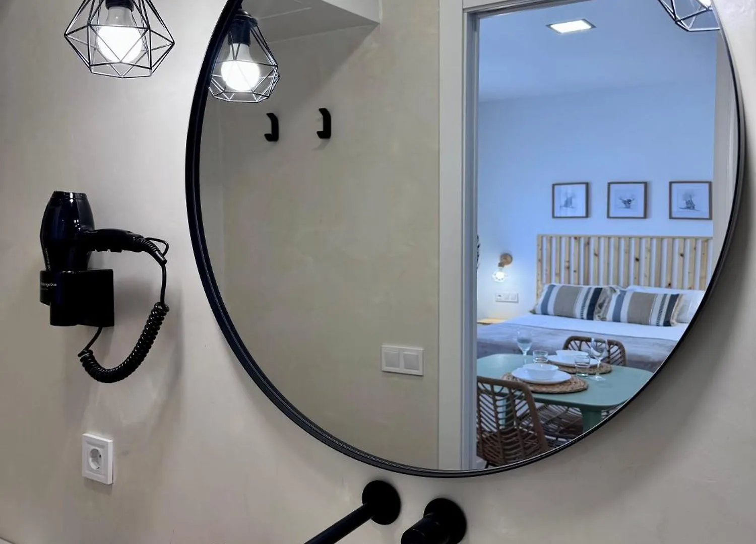 Apartmán Estudio En Planta Baja, Con Piscina Comunitaria Empuriabrava
